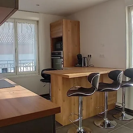 Centre, Calme, 95m Spacieux