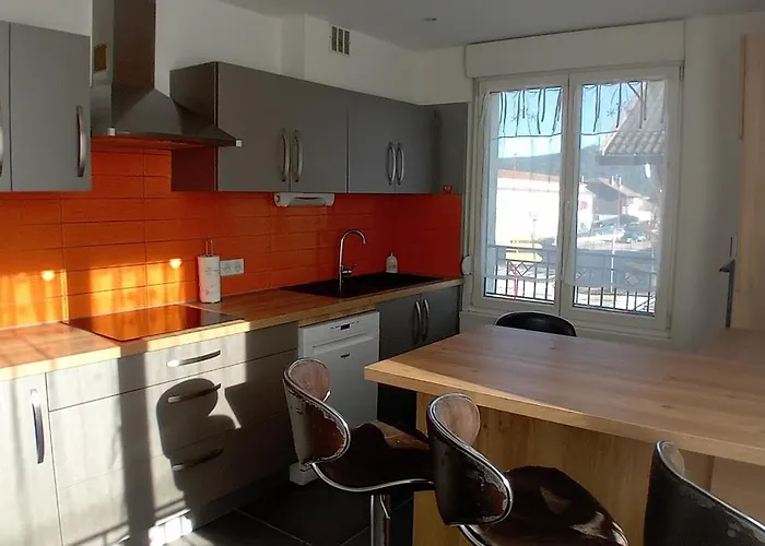 Centre, Calme, 95m Spacieux *